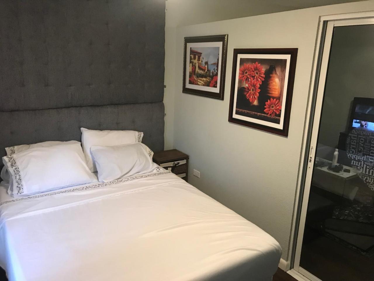 Abacus Jamaica The Zana Suites Kingston Luaran gambar